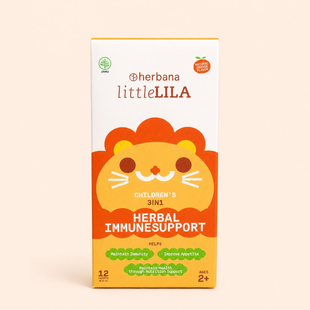 Cover produk Herbana Little Lila Herbal Immunesupport - Suplemen Imun & Nafsu Makan Anak (12 Stickpacks) dengan latar krem