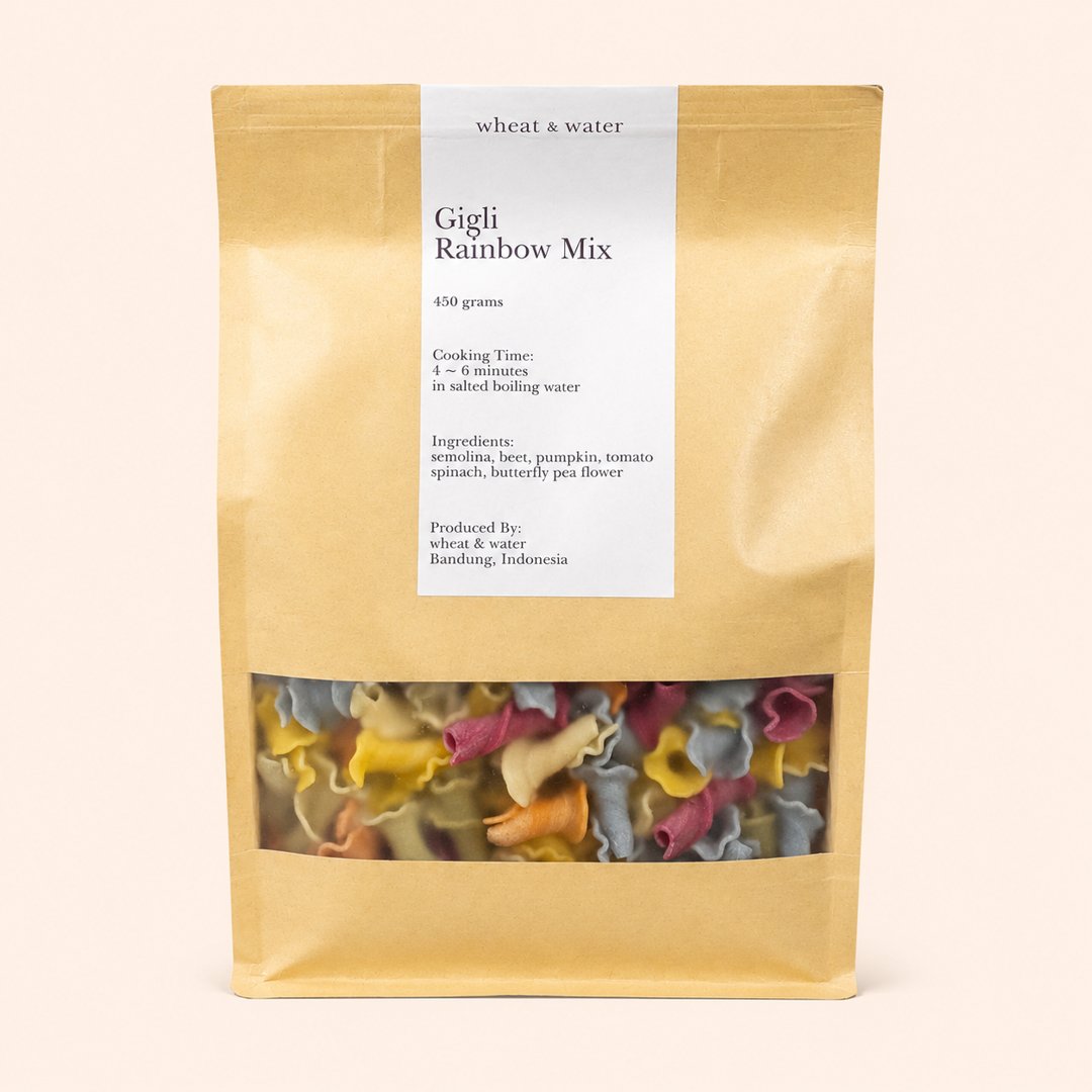 Cover produk Wheat & Water Gigli Rainbow Mix 450g dengan latar krem