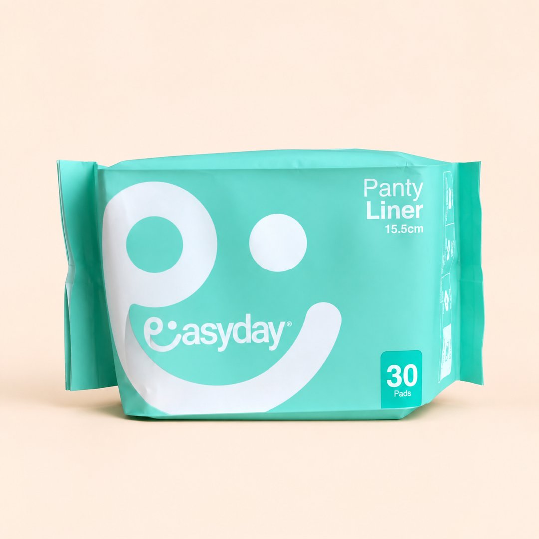 Cover produk EasyDay Soft Cotton Panty Liner 15.5cm - 30 Pads dengan latar krem