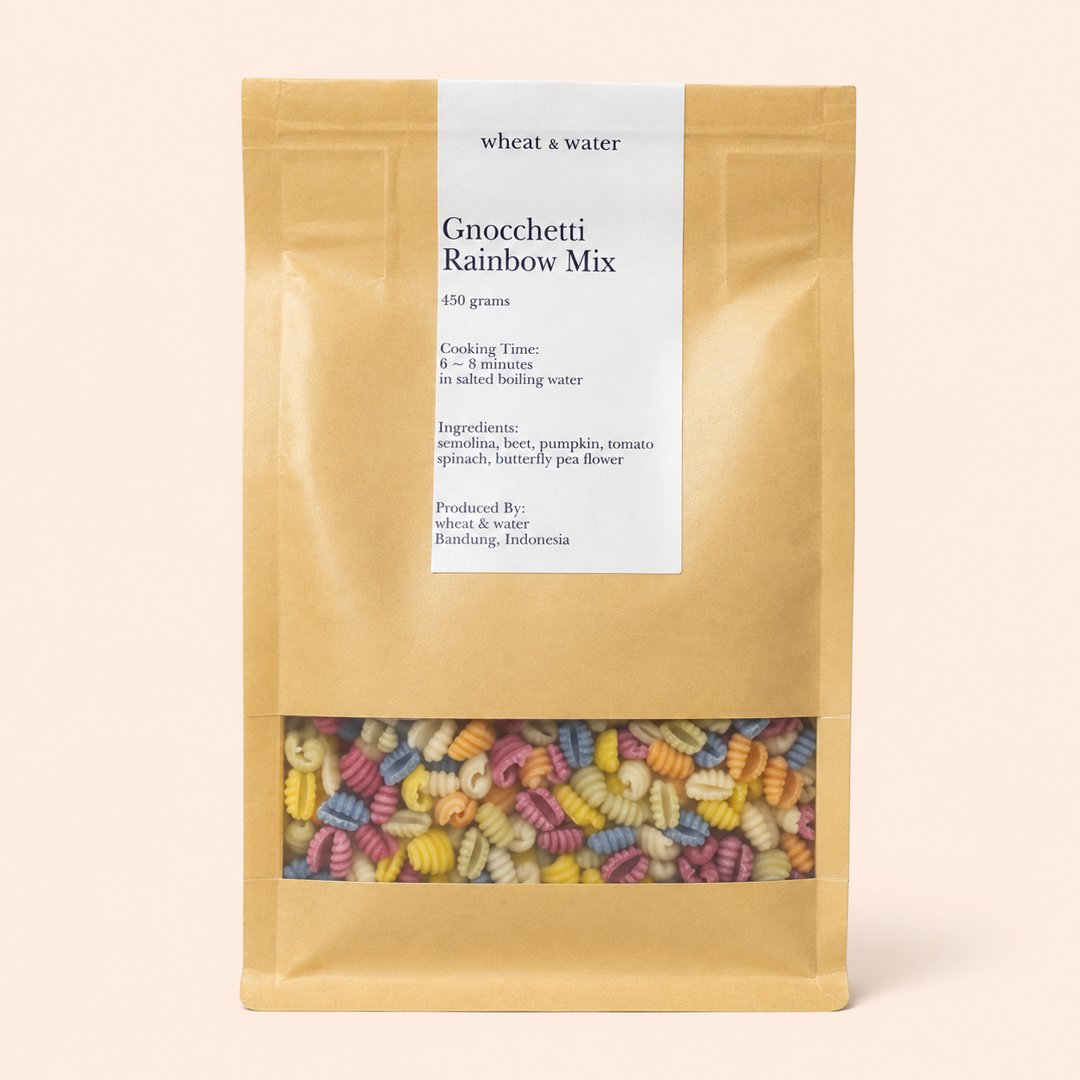 Cover produk Wheat & Water Gnocchetti Rainbow Mix 450g dengan latar krem