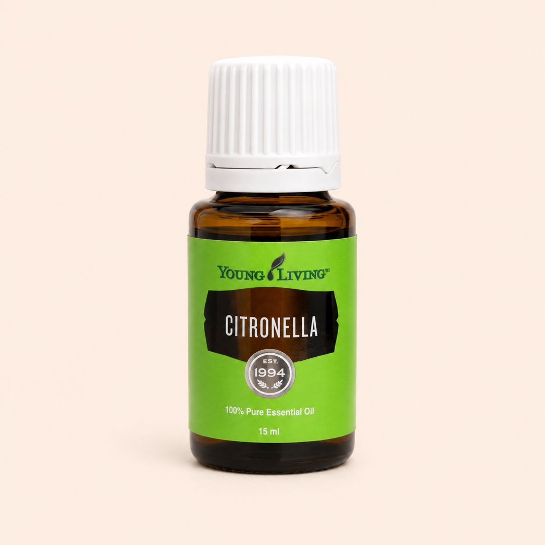 Cover produk Young Living Citronella Essential Oil 15ml dengan latar krem