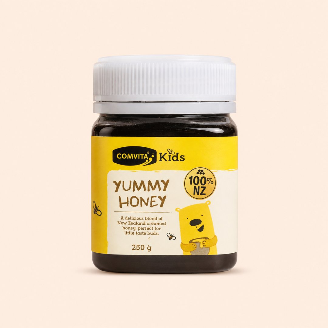 Cover produk Comvita Kids Yummy Honey 250g - Madu Murni New Zealand untuk Anak dengan latar krem