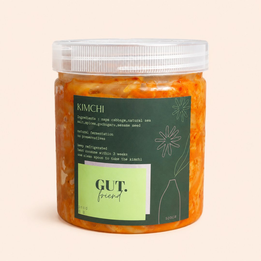 Cover produk Gut Friend Kimchi Artisan 500gr dengan latar krem
